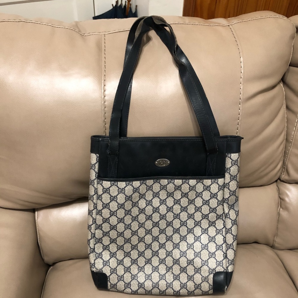 Vintage Gucci shoulder bag